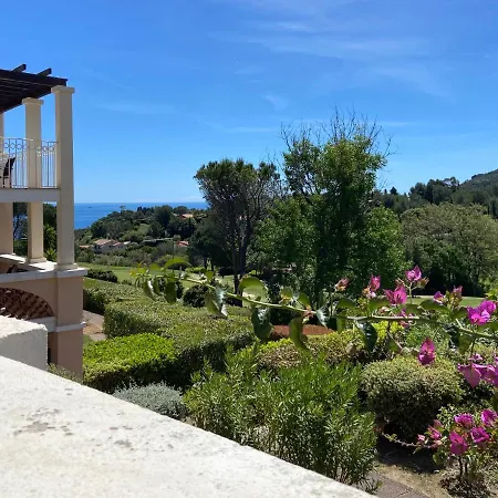 Cap Esterel Riviera Saint-Raphael (Var)